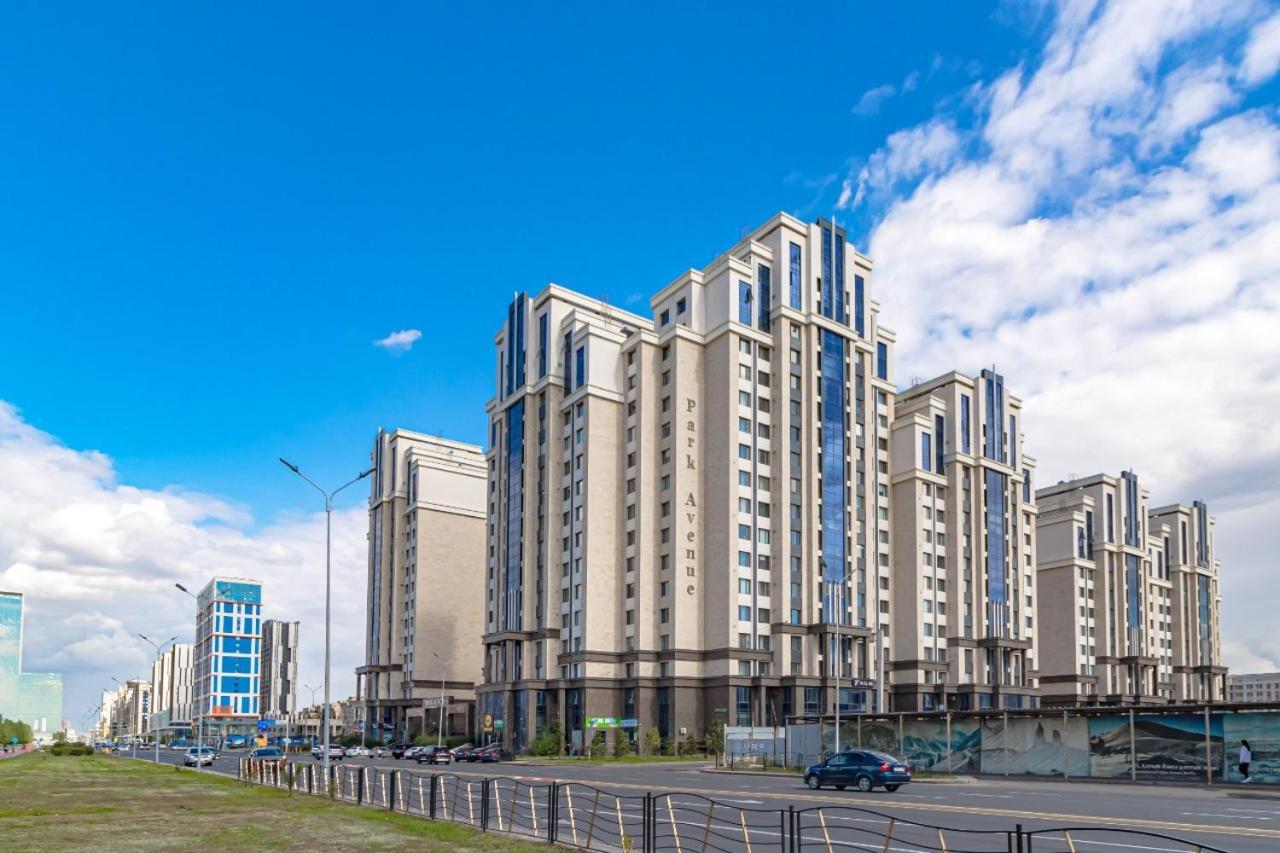 Park Avenue Напротив Ботанического Сада Astaná Exterior foto